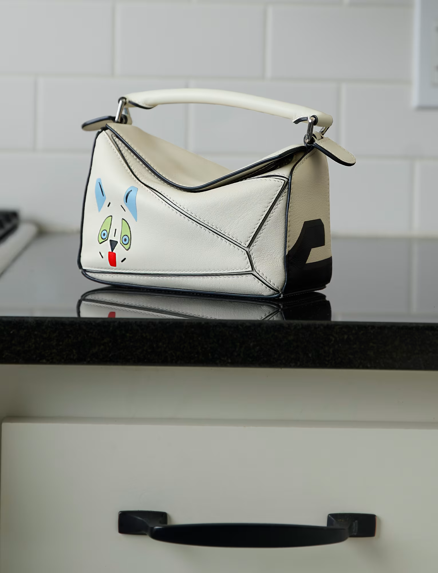bg hp main loewe 121625