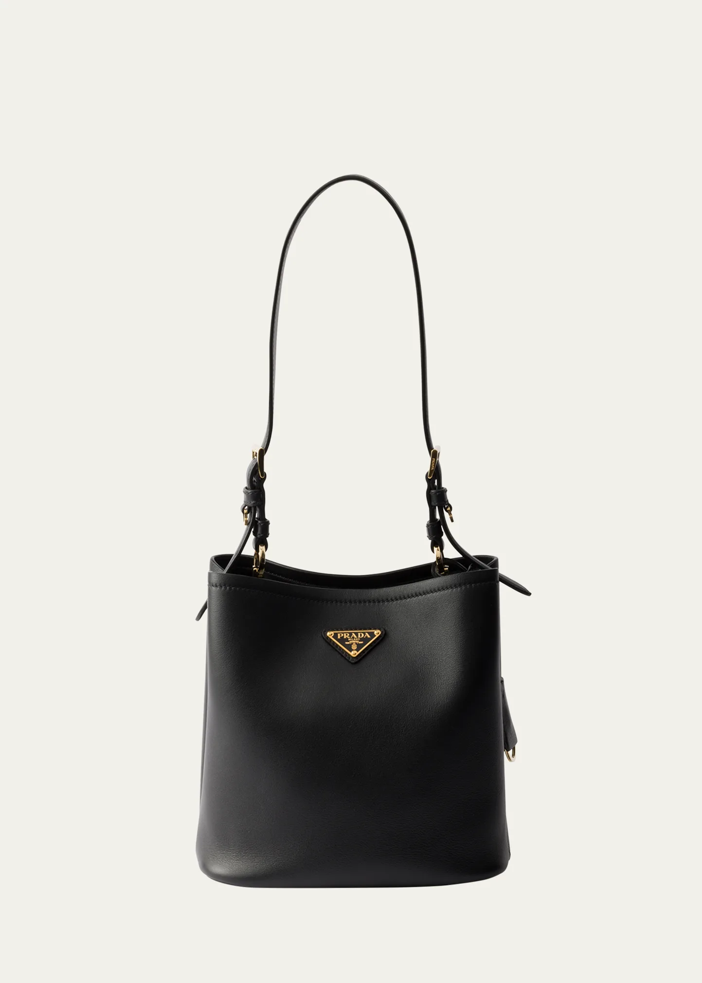 Medium Bucket Leather Shoulder Bag