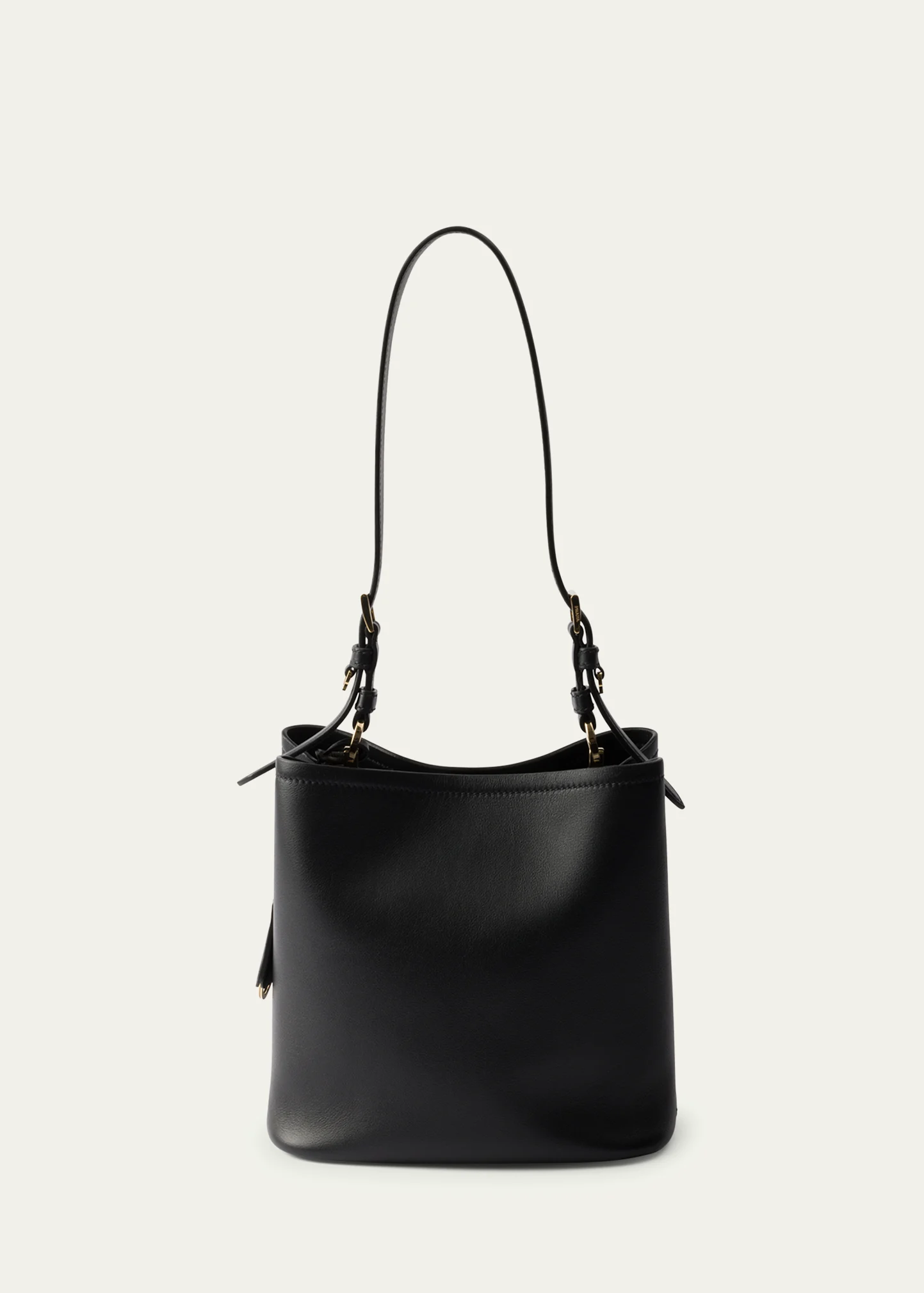 Medium Bucket Leather Shoulder Bag