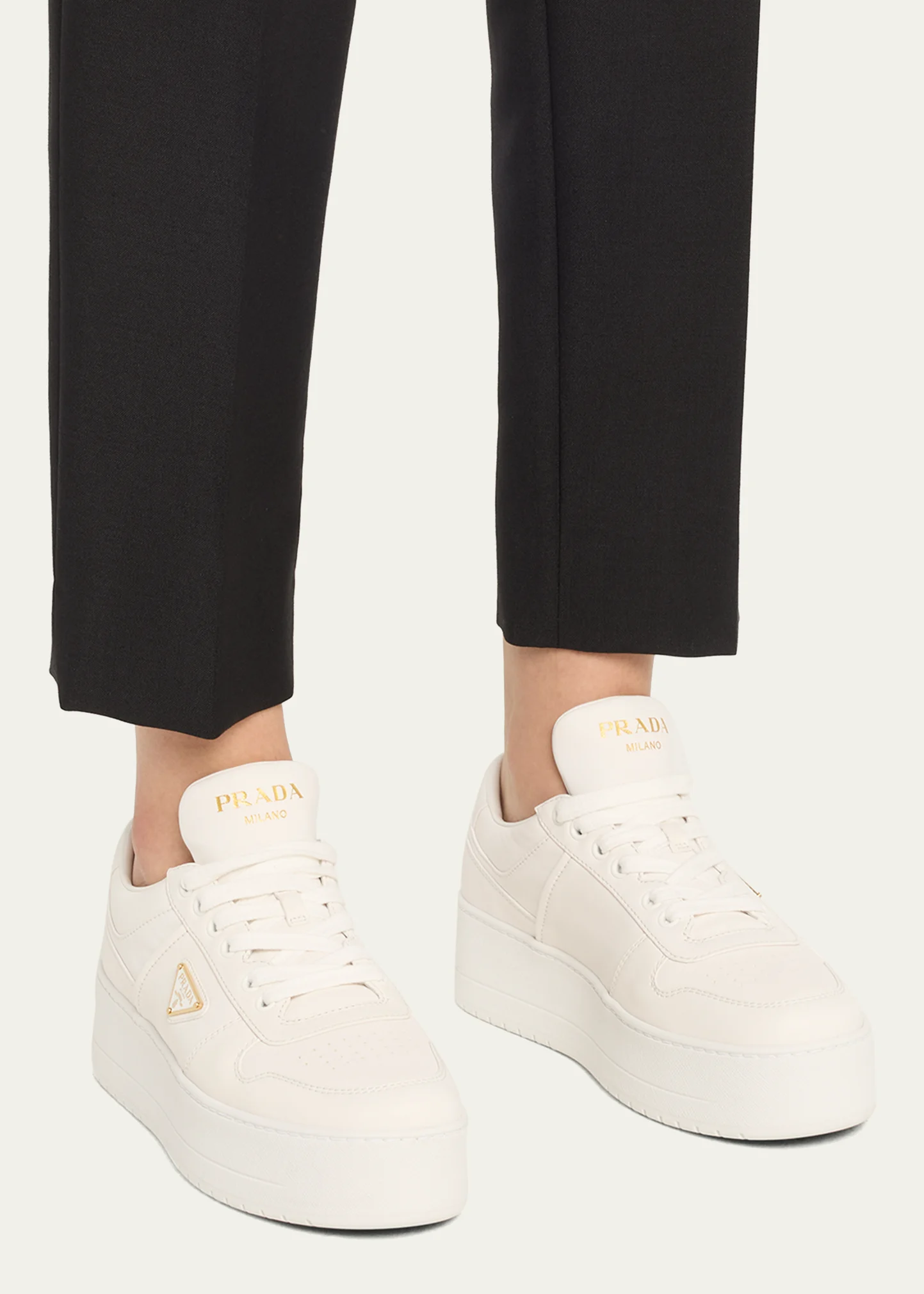Downtown Leather Low-Top Platform Sneakers