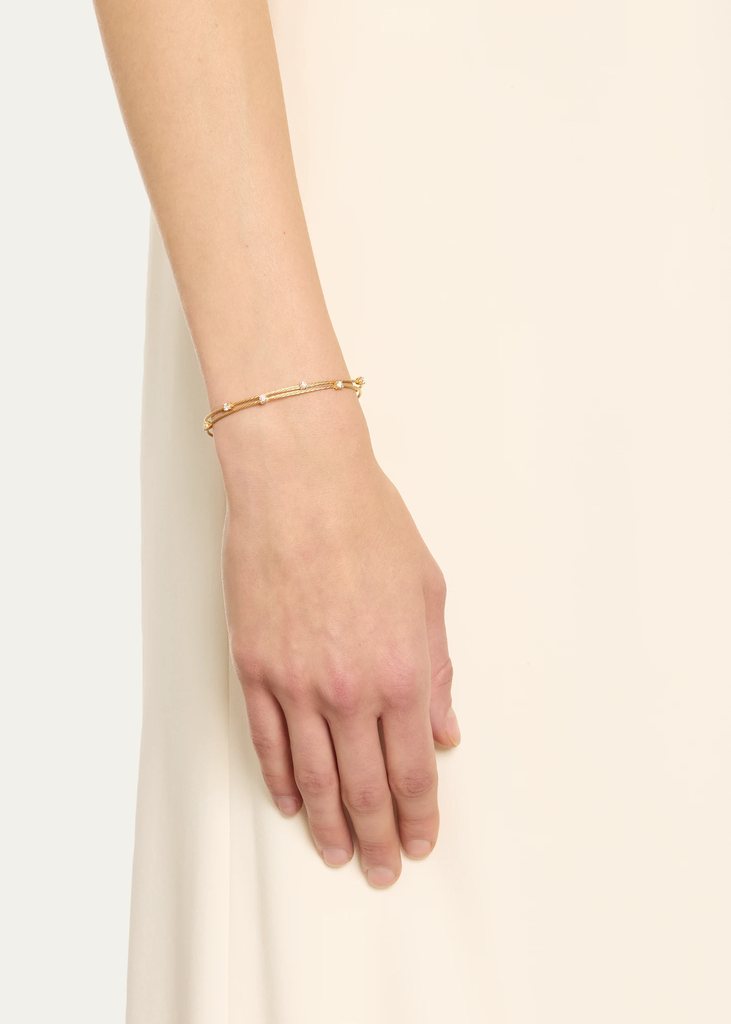 18k Gold Double Unity Diamond Bracelet 10 18k Gold Double Unity Diamond Bracelet