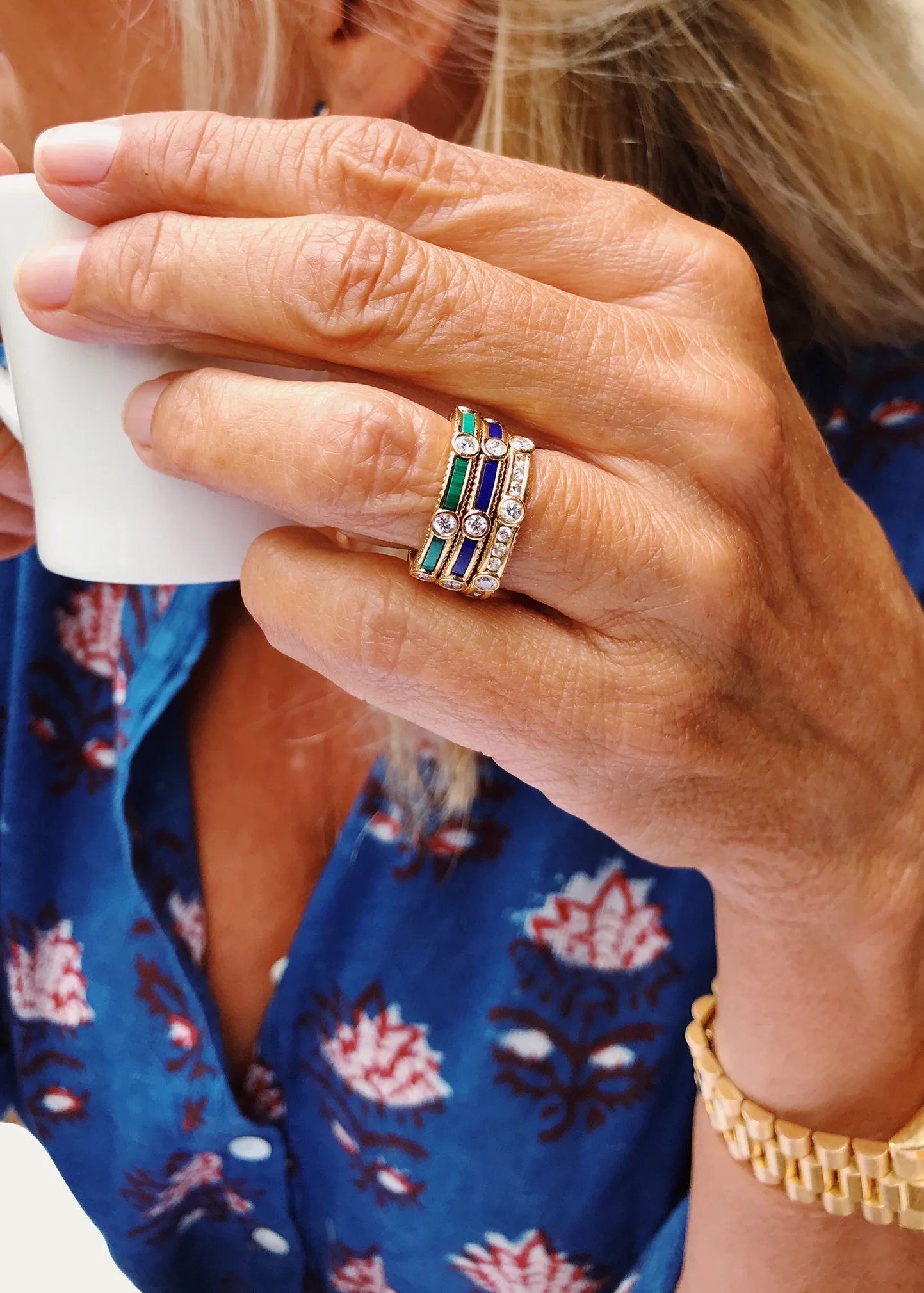 Rayon Ring in Malachite, Yellow Gold and Diamonds