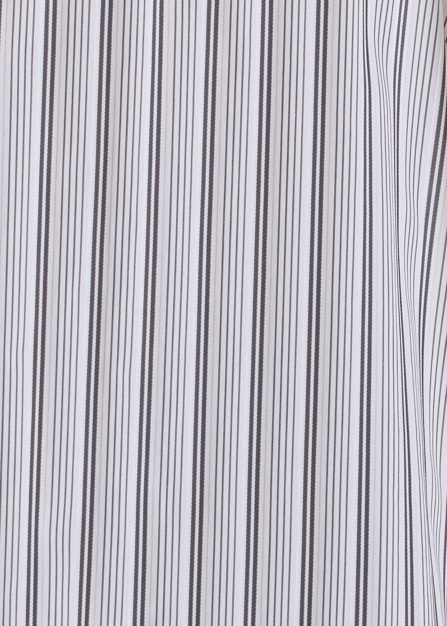 Wide Longer-Back Shirt With Collar (Long Length)
