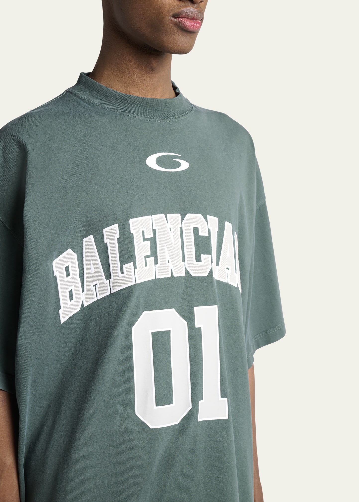 Men's Basketball Logo Oversized Fit T-Shirt