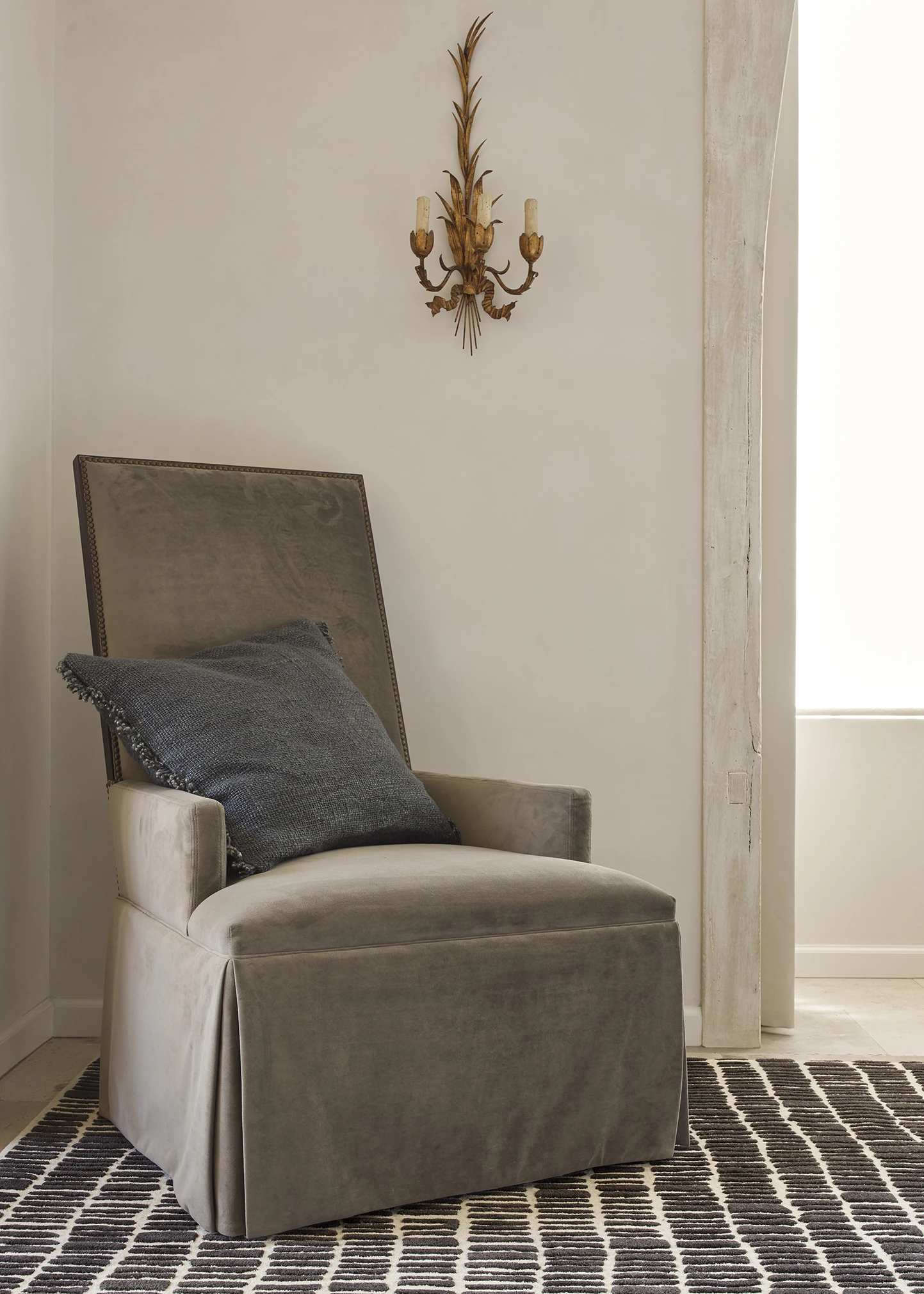 Roark Charcoal Hand-Tufted Rug, 10' x 14'