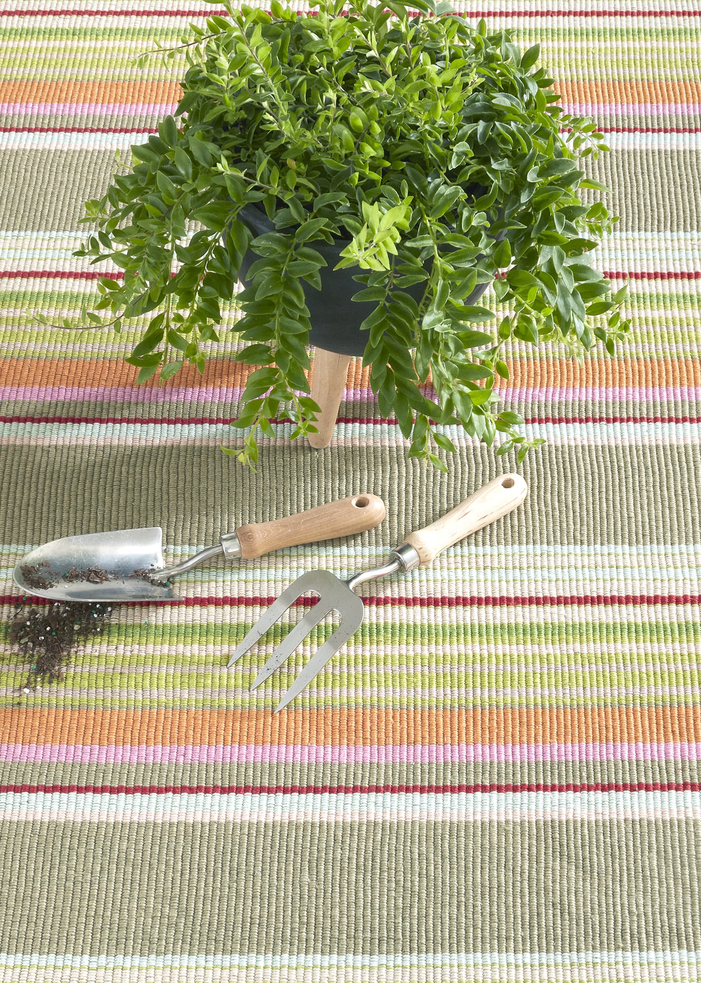 Stone Soup Handwoven Indoor/Outdoor Runner, 2'6\" x 20'