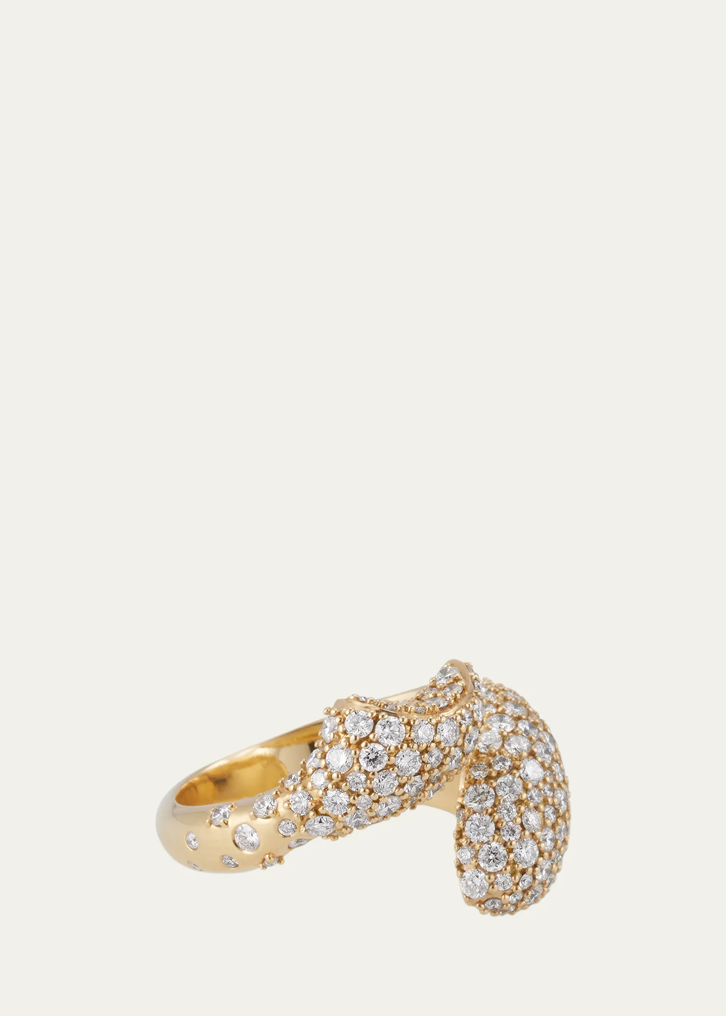 Perseverance Fish Pave Diamond 18K Gold Ring