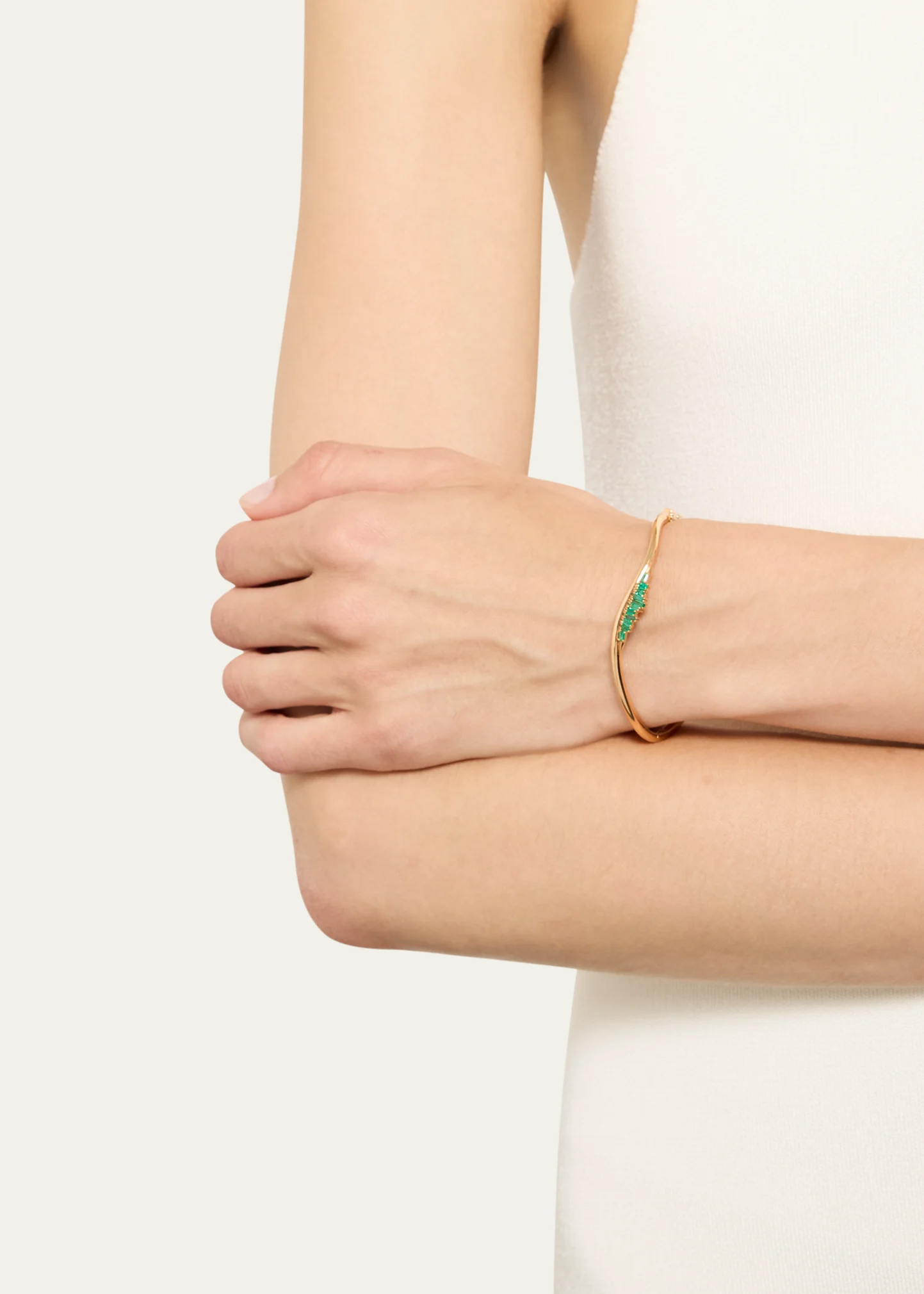 20K Rose Gold Twisted Cuff Bracelet with Emeralds