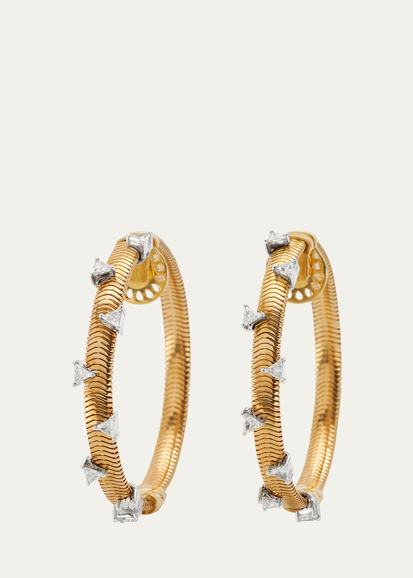 Feelings 18k Yellow Gold Scattered Diamond Hoop Earrings