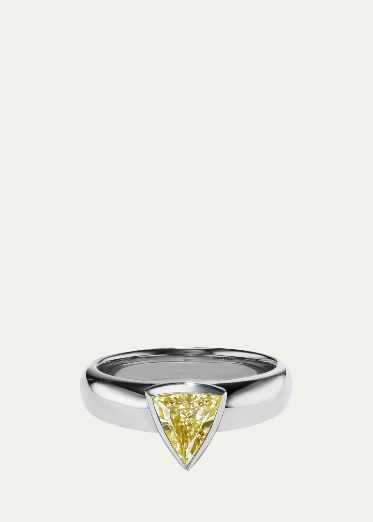 18K White Gold Triangular Brilliant Diamond Ellie Ring, Size 7