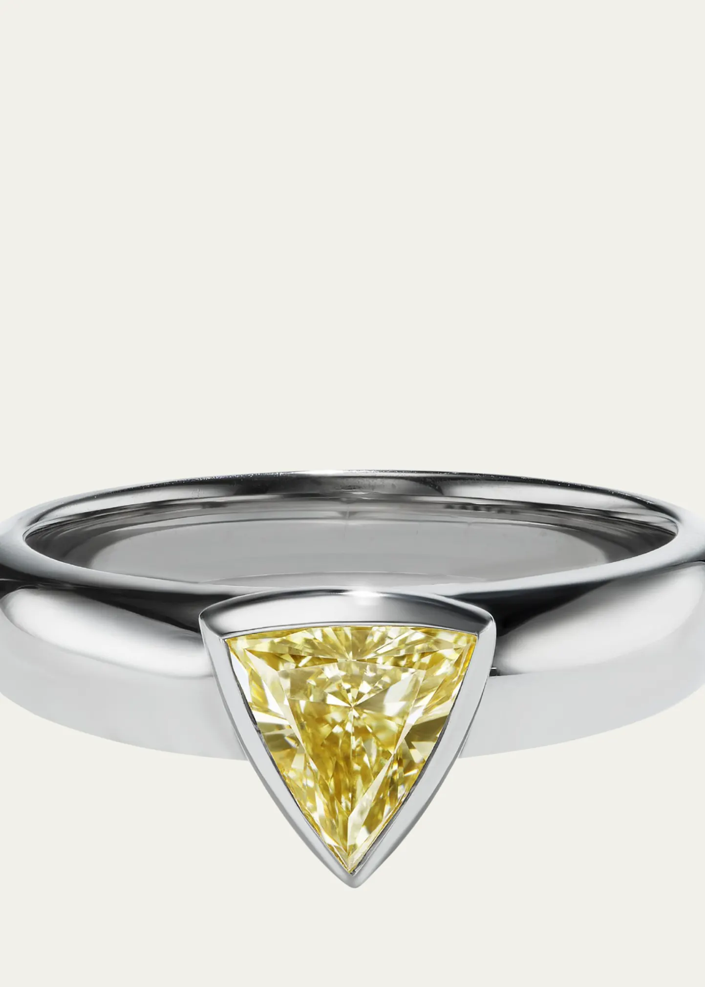18K White Gold Triangular Brilliant Diamond Ellie Ring, Size 7